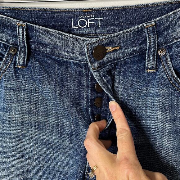 Ann Taylor Loft Women's Boyfriend Jeans 10 Distressed Medium Wash Mid Rise Denim - Picture 4 of 9